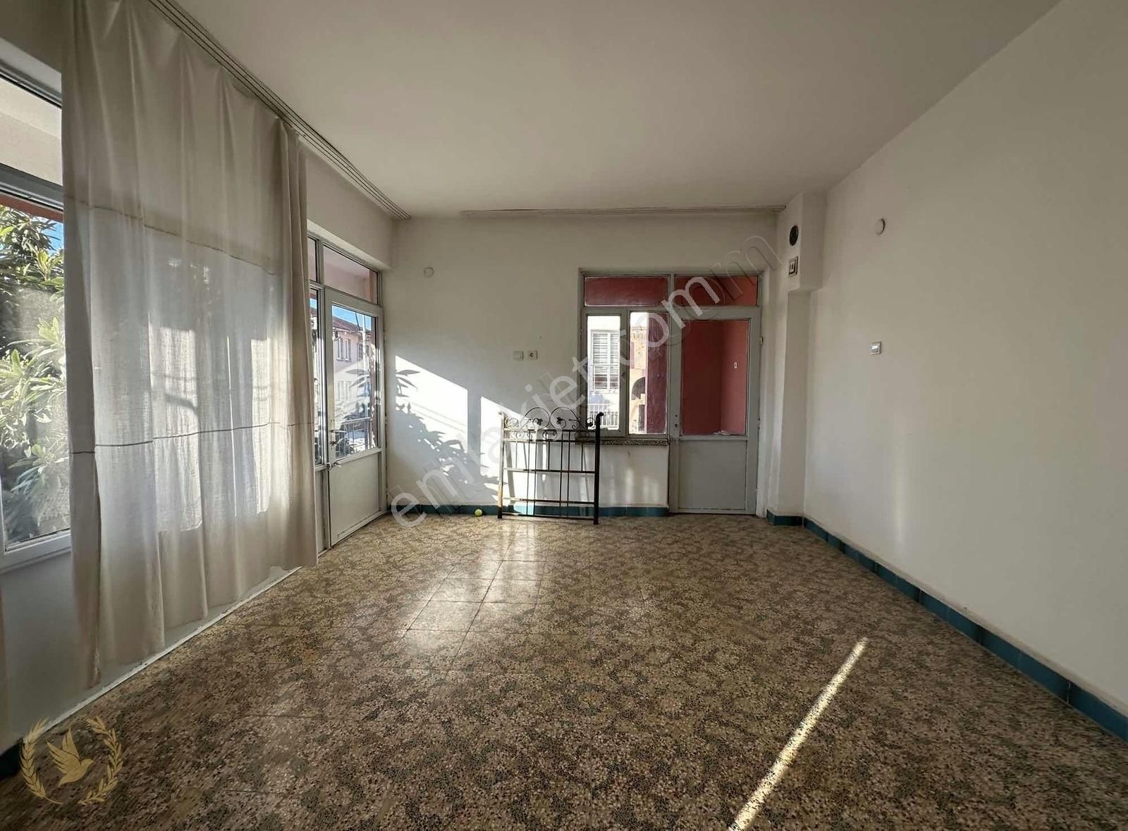 Fethiye Patlangıç Kiralık Daire Taşyaka'da 60m2'lik Dev Terasıyla Konak Tadında Aile Evi