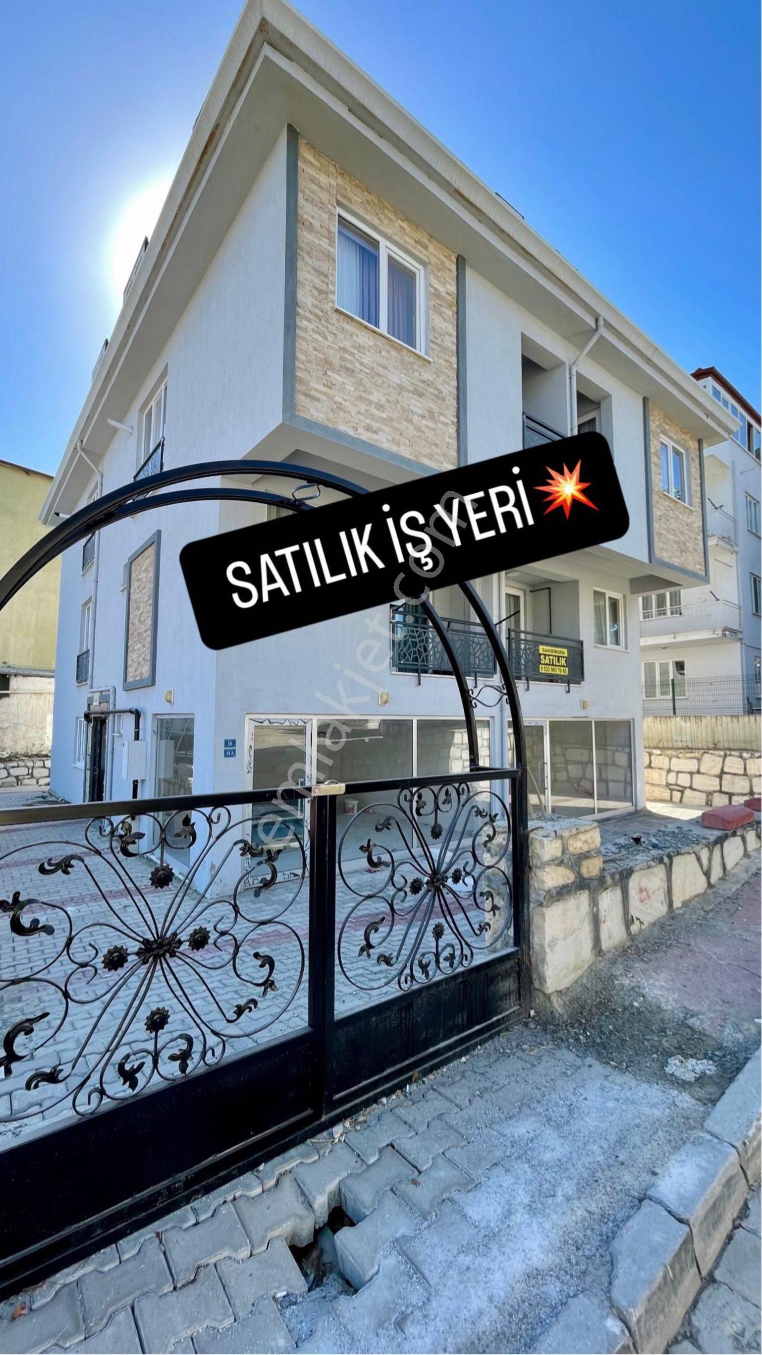 Denizli Honaz Satılık Büro Denizli Honaz Merkezde Satılık Sıfır İşyeri....