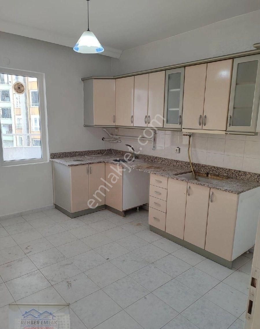 Şahinbey Karataş Kiralık Daire Kararaş Merkezde, Tramvaya Sıfır.! Ciğerci Erdal Arkası, Nilüfer Ceylan Sitesi'nde 3+1 Kiralık Daire