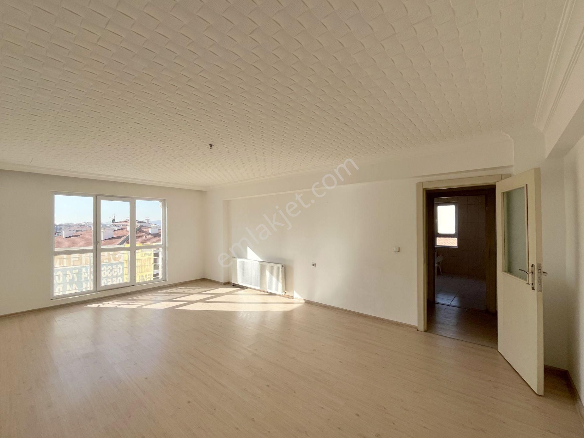 Altındağ Doğantepe Satılık Daire Doğantepe'de 4+1 Çift Banyo Çift Balkon Manzaralı Daire!