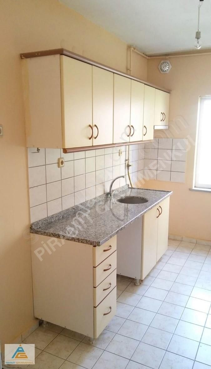 Başakşehir Başak Kiralık Daire Piramit Çarşı Karşısı 87 M Güney Cephe Kiralık Daire