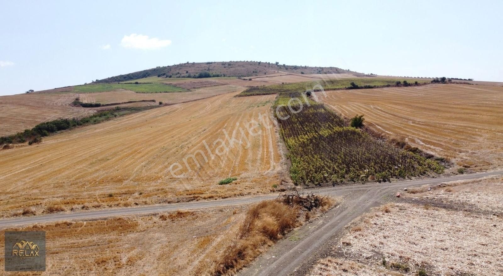 Bandırma Şirinçavuş Satılık Tarla Şirinçavuş Mahallesinde Resmi Yolu Mevcut Satılık Tarla