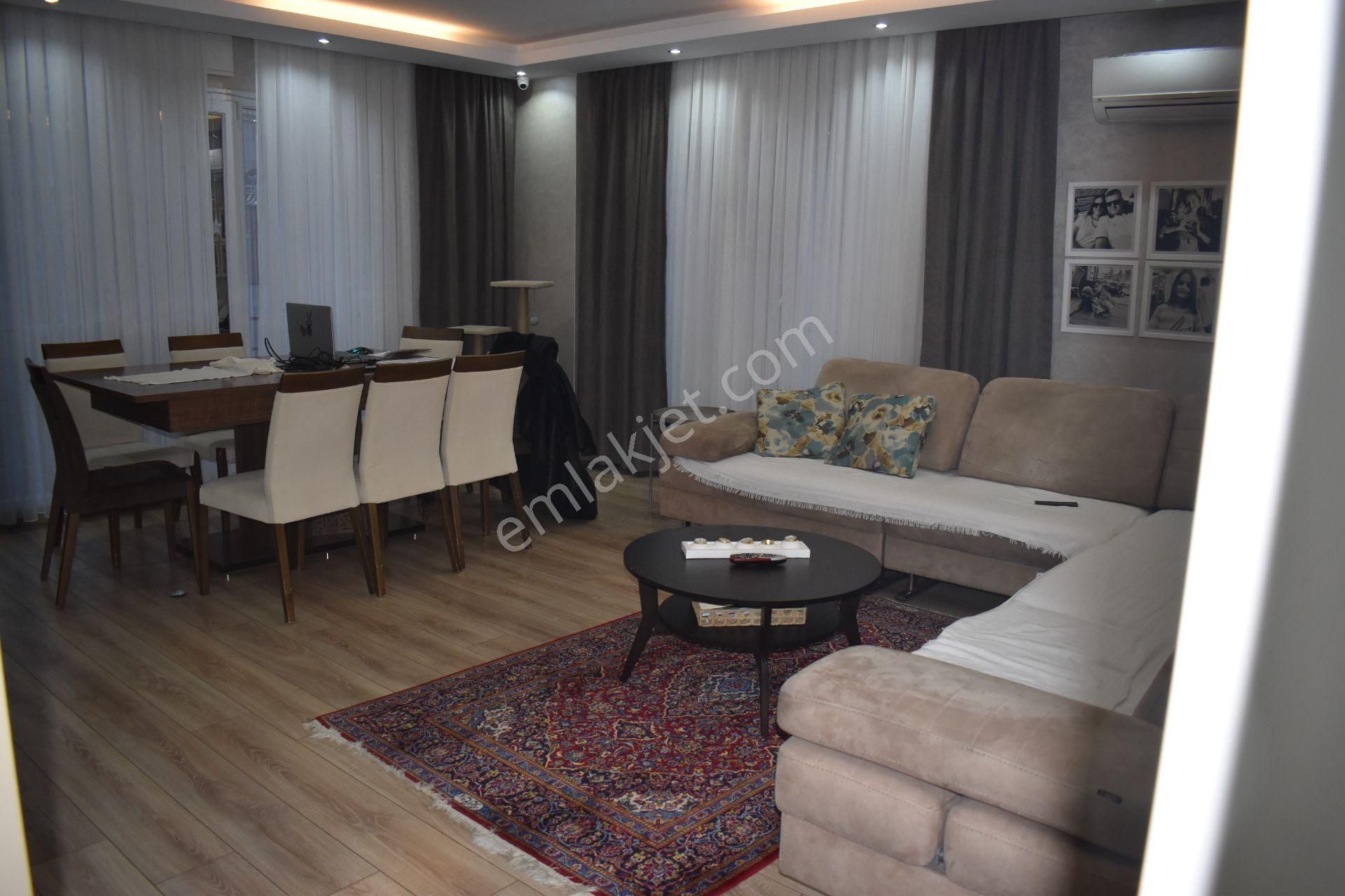 Büyükçekmece Fatih Mah Lüx Havuzlu Sitede Deniz Manzaralı 3+1 Satılık Daire - Görsel 2
