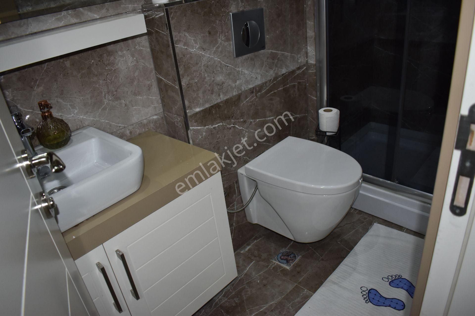 Büyükçekmece Fatih Mah Lüx Havuzlu Sitede Deniz Manzaralı 3+1 Satılık Daire - Görsel 11