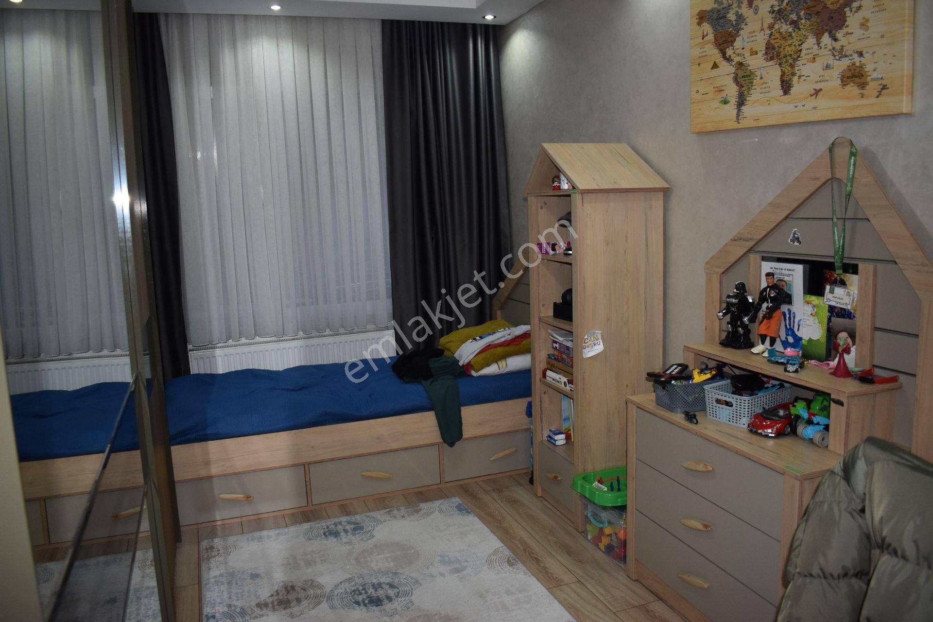 Büyükçekmece Fatih Mah Lüx Havuzlu Sitede Deniz Manzaralı 3+1 Satılık Daire - Görsel 6
