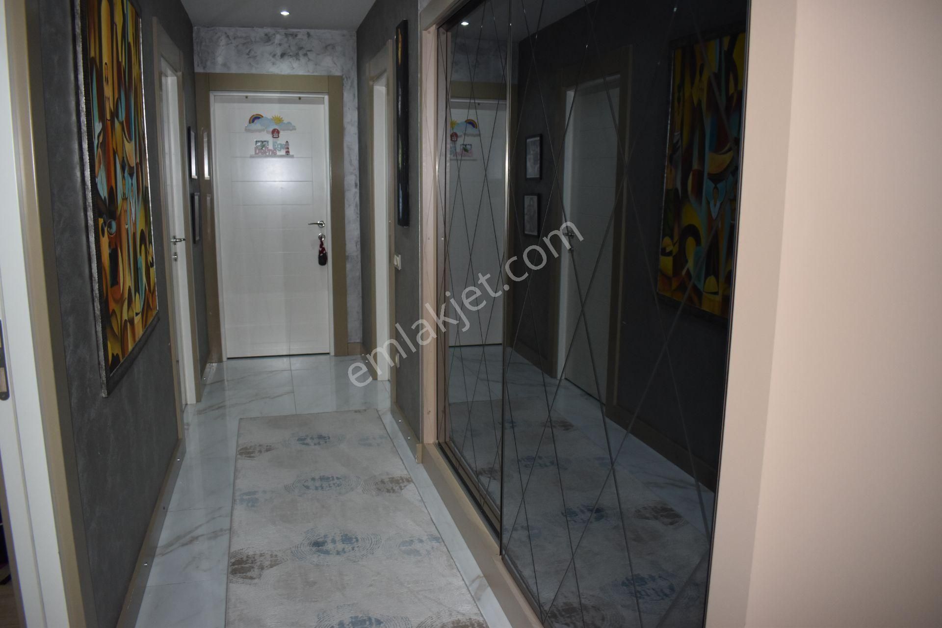 Büyükçekmece Fatih Mah Lüx Havuzlu Sitede Deniz Manzaralı 3+1 Satılık Daire - Görsel 19