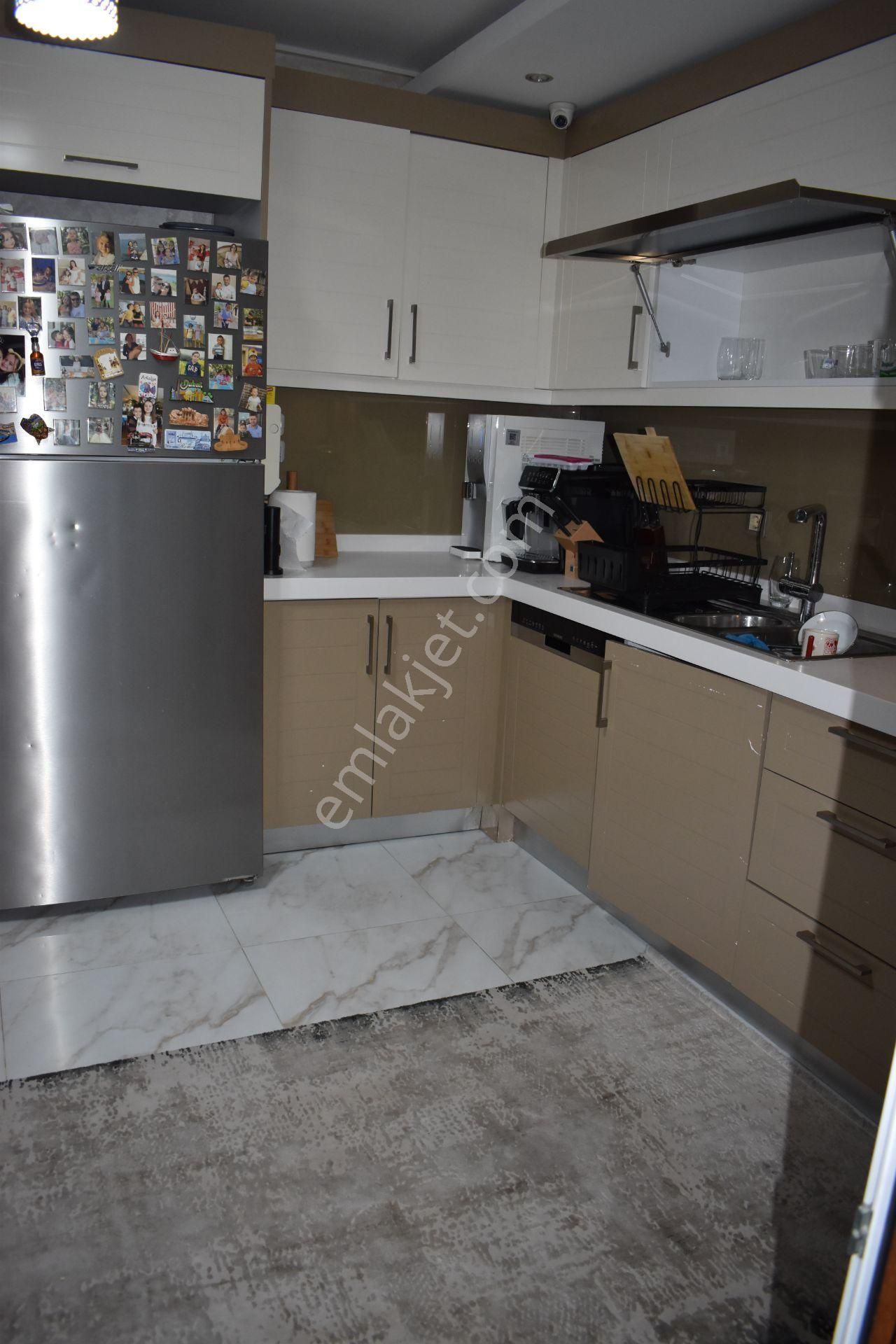 Büyükçekmece Fatih Mah Lüx Havuzlu Sitede Deniz Manzaralı 3+1 Satılık Daire - Görsel 25