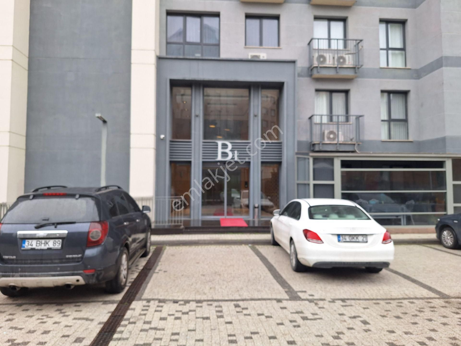 Referans Kartal Towers - 220 M2 Satılık 4+1 Daire Fiyat Düştü !!! - Görsel 15