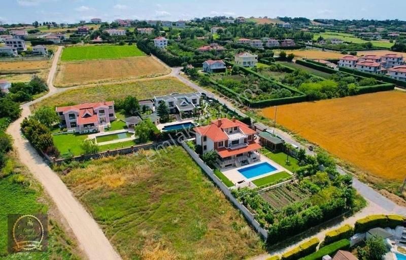 Silivri Ortaköy Satılık Villa Doğantepe Mevkiinde Satılık Deniz Manzaralı (8+5) Villa