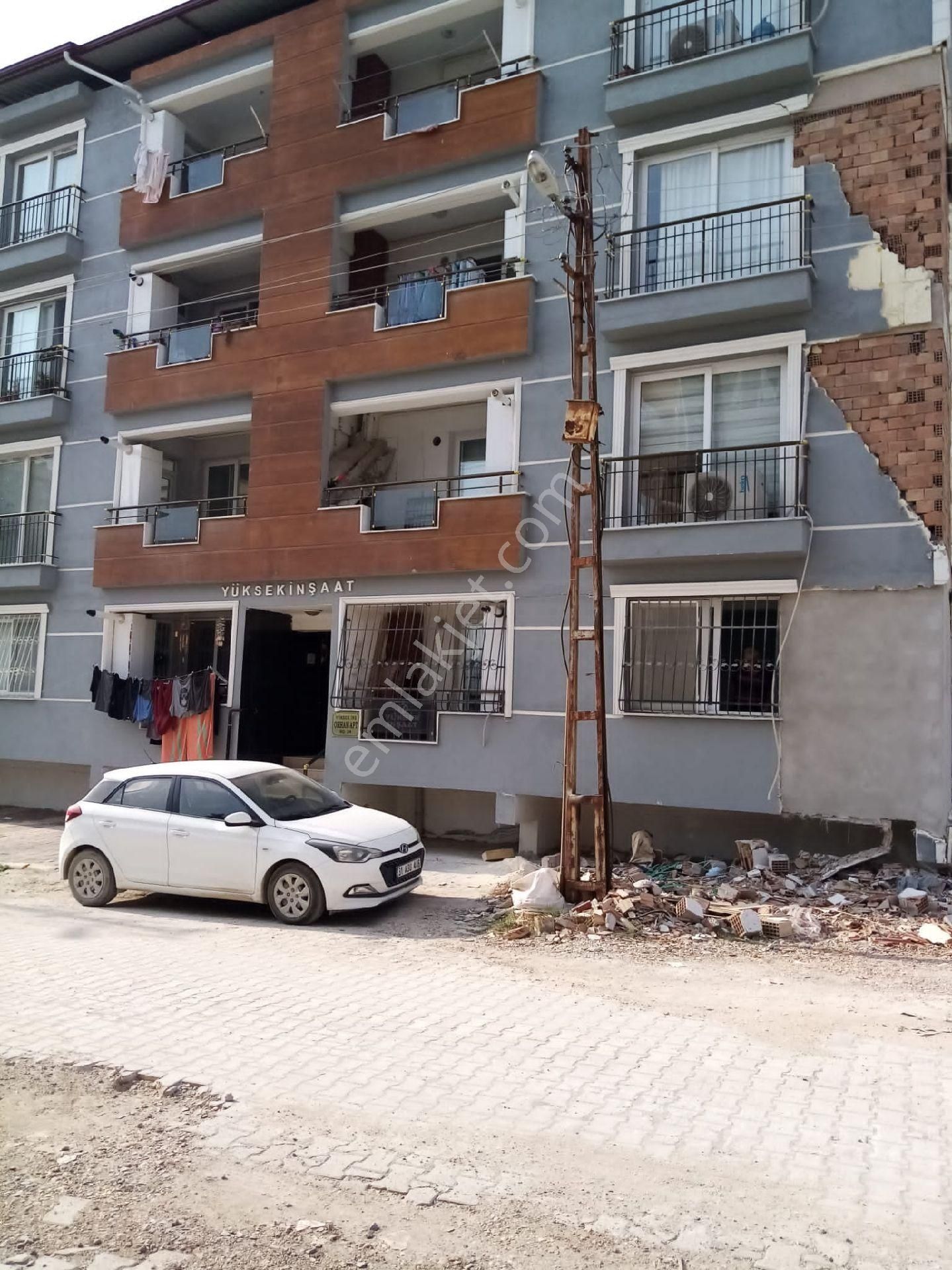 Defne Çekmece Satılık Daire 3+1 Bahçeli Yüksek Giriş Daire