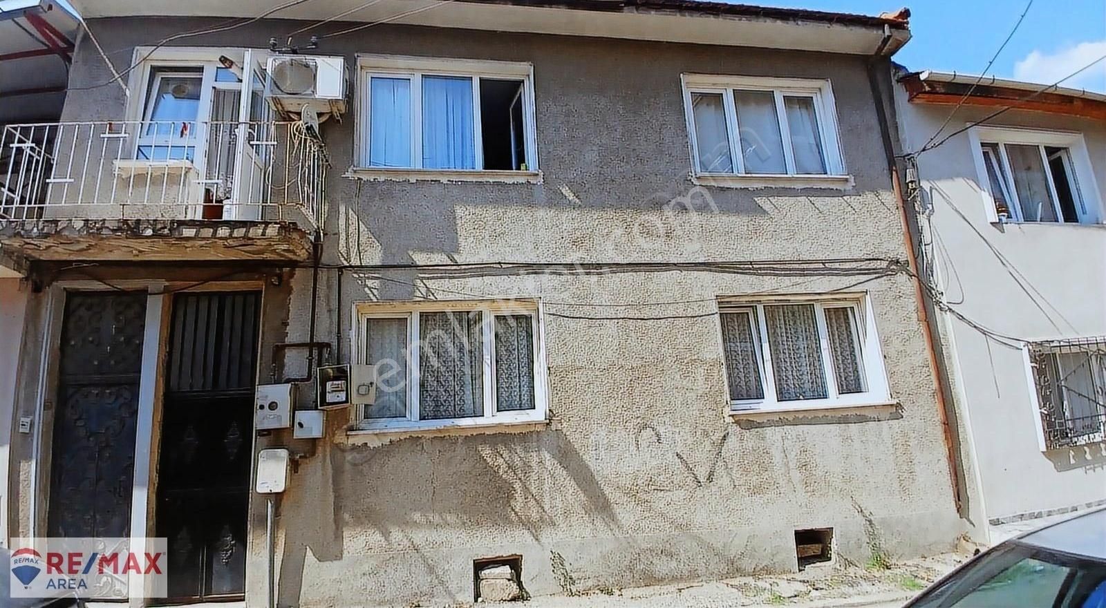 Osmangazi Sırameşeler Satılık Daire Remax Area Dan Sırameşeler De Müstakil 2 Katlı Satıklık Bina