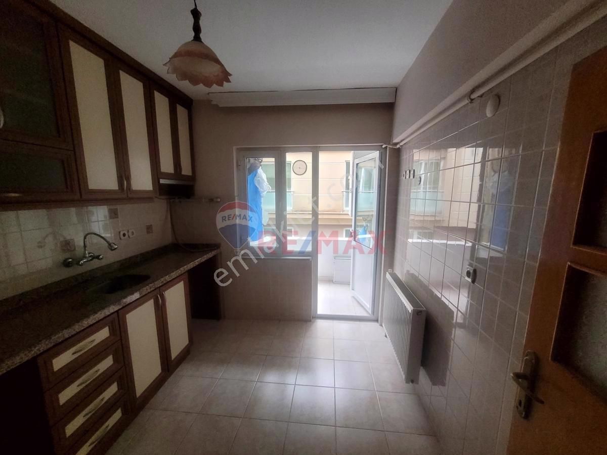 Biga İstiklal Kiralık Daire Çanakkale Biga İstiklal Mahallesinde 2+1 Kiralık Daire