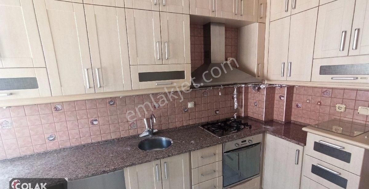 Isparta Merkez Davraz Kiralık Daire Davraz Mahallesi Cadde Üzerinde Kombili Asansörlü Daire