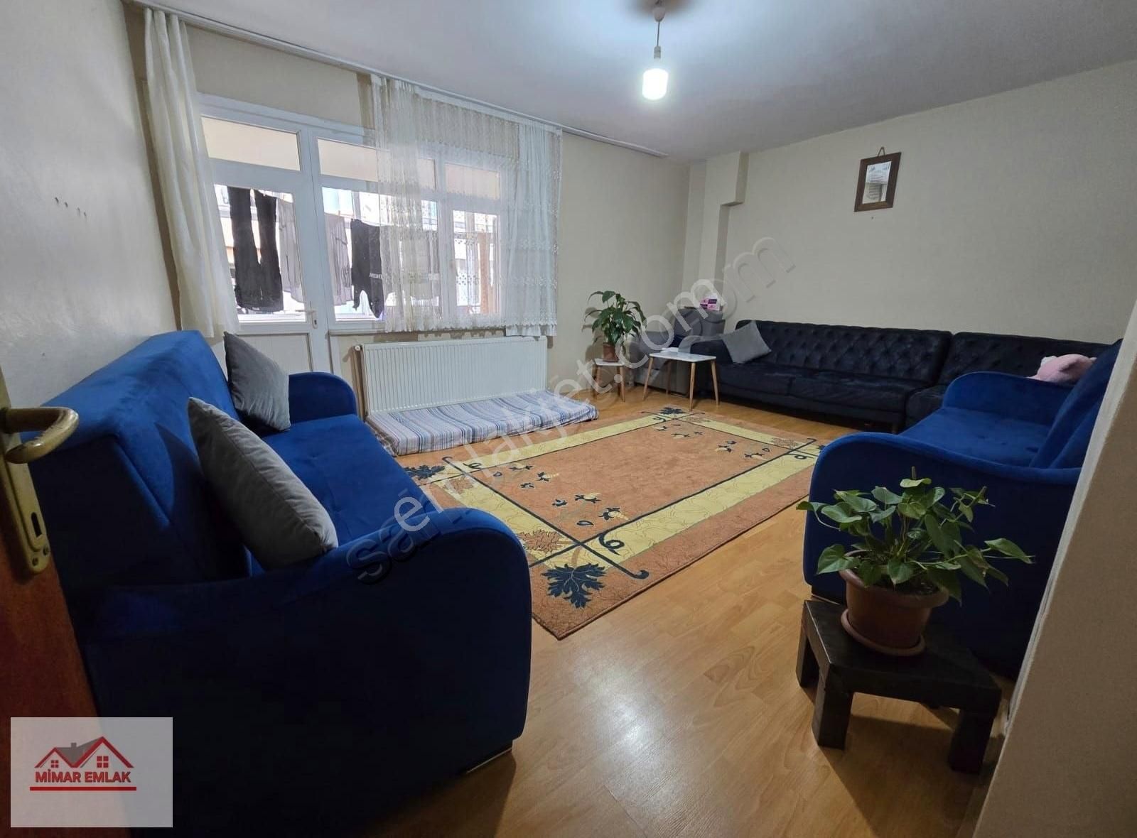 Küçükçekmece Mehmet Akif Satılık Daire M.akif'te Cuma Pazarı Mevkii 2+1 Masrafsız 120m² Kat/2 Daire!!