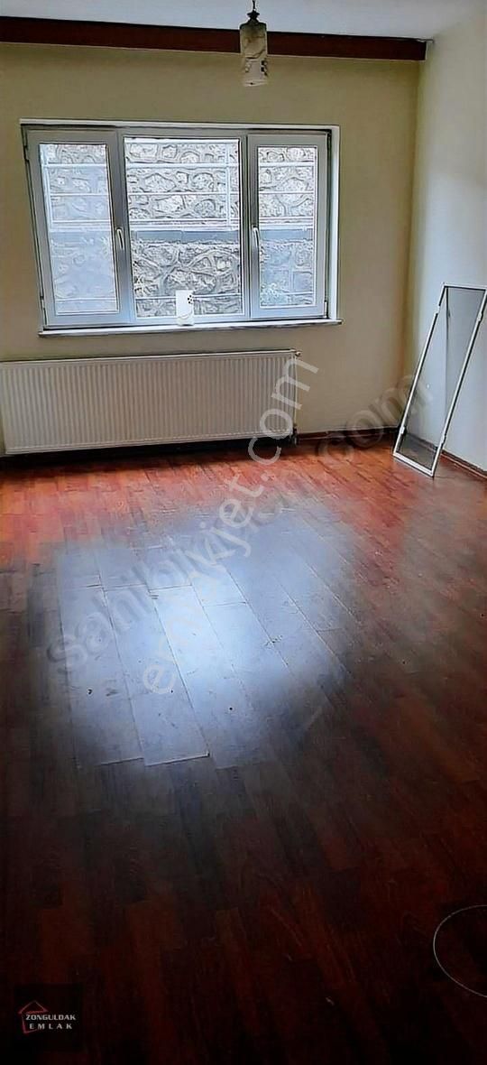 Zonguldak Merkez Yeni Kiralık Daire Zonguldak Emlak'tan İnağzı Toki'de Kiralık 2+1 Daire