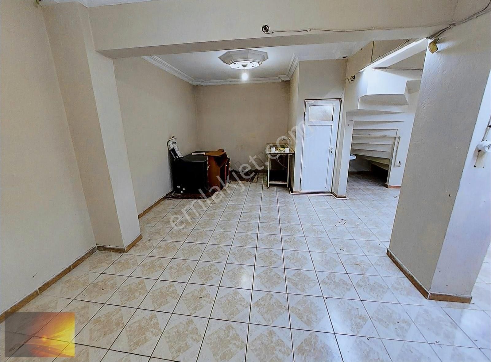 Eyüpsultan Akşemsettin Kiralık Dükkan & Mağaza Eyüpsultan Akşemsettin De Kiralık Dükkan, Depo, Mağaza, Ofis