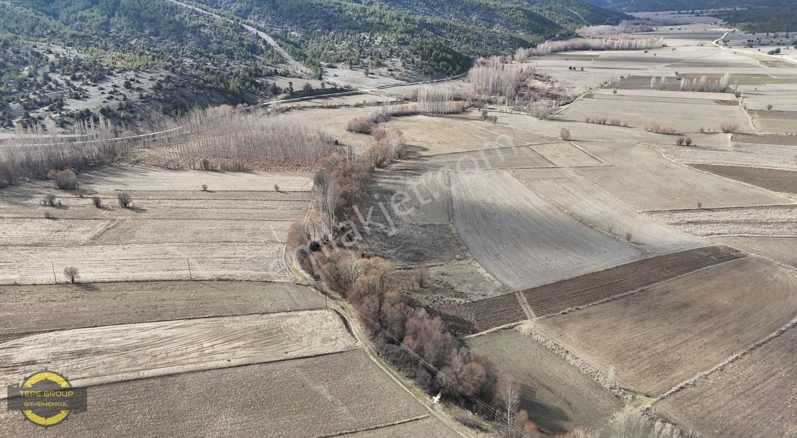 Burdur Merkez Aziziye Köyü Satılık Tarla Burdur Merkez Aziziye'de 677 M2 Sulama Suyu Olan Satılık Tarla