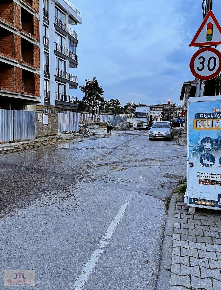 Çekmeköy Alemdağ Satılık Daire 1.kat Ve Giriş Konumlu Ters Dubleks Fırsat Daire