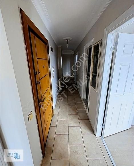 Eyüpsultan Emniyettepe Kiralık Daire Mst Emlak Emnıyettepe Mehtap Cad 3+1 Ful Eşyalı Daire