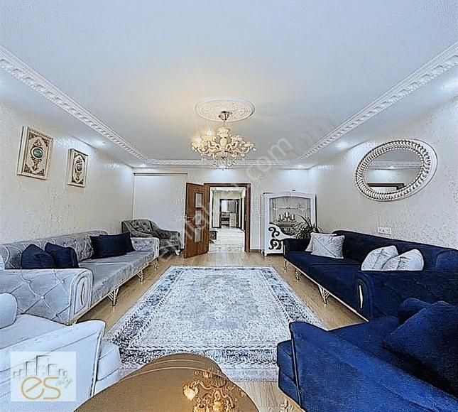 Beylikdüzü Kavaklı Satılık Daire Beylikdüzü Kavaklı Mh. Butik Site İçerisinde 145m2 3+1 Arakat