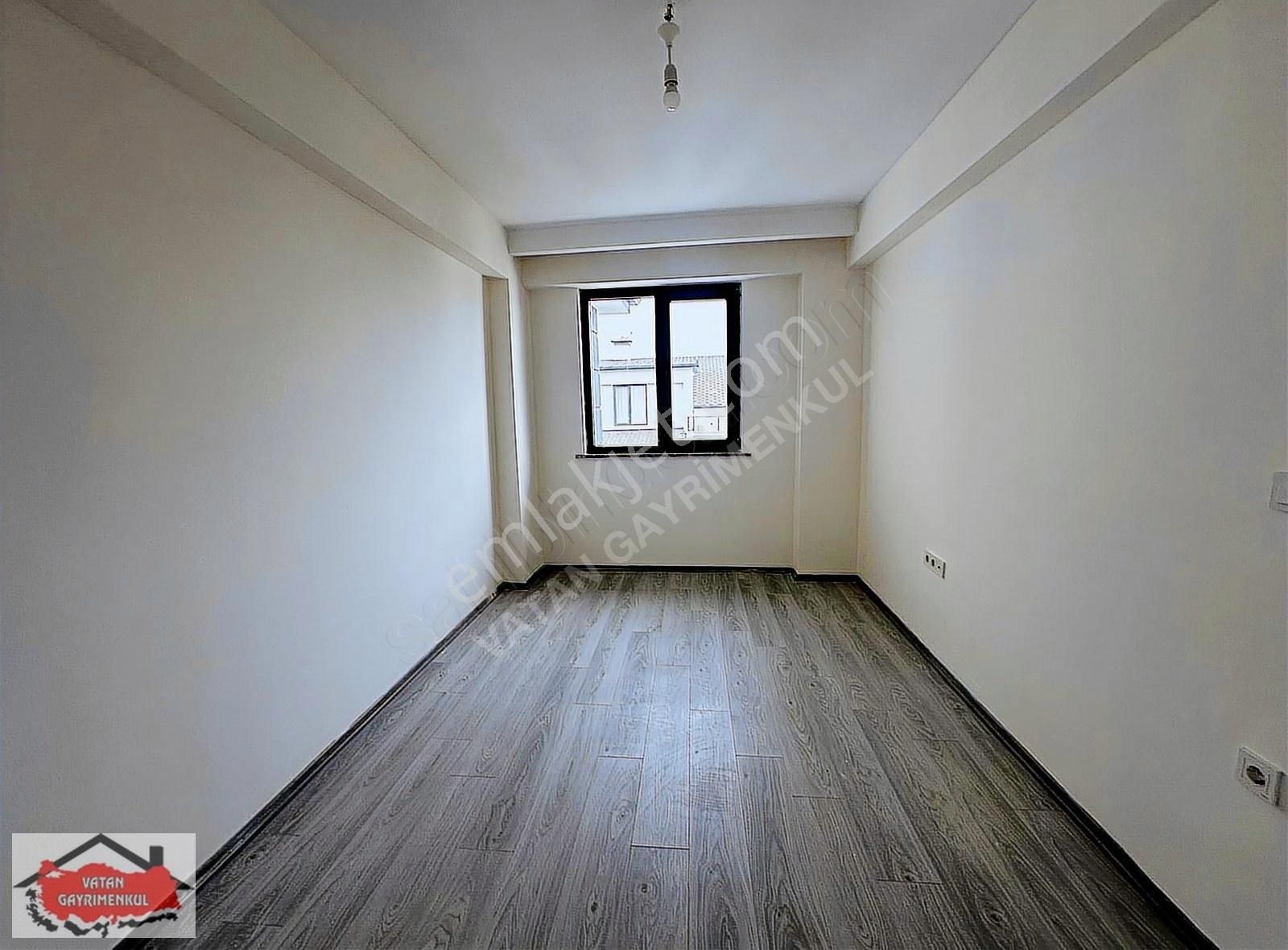 Kartepe Fatih Sultan Mehmet Satılık Daire Kartepe Prestij 3 Sitesi Satılık 3+1 Eğimsiz Çatı Dubleks