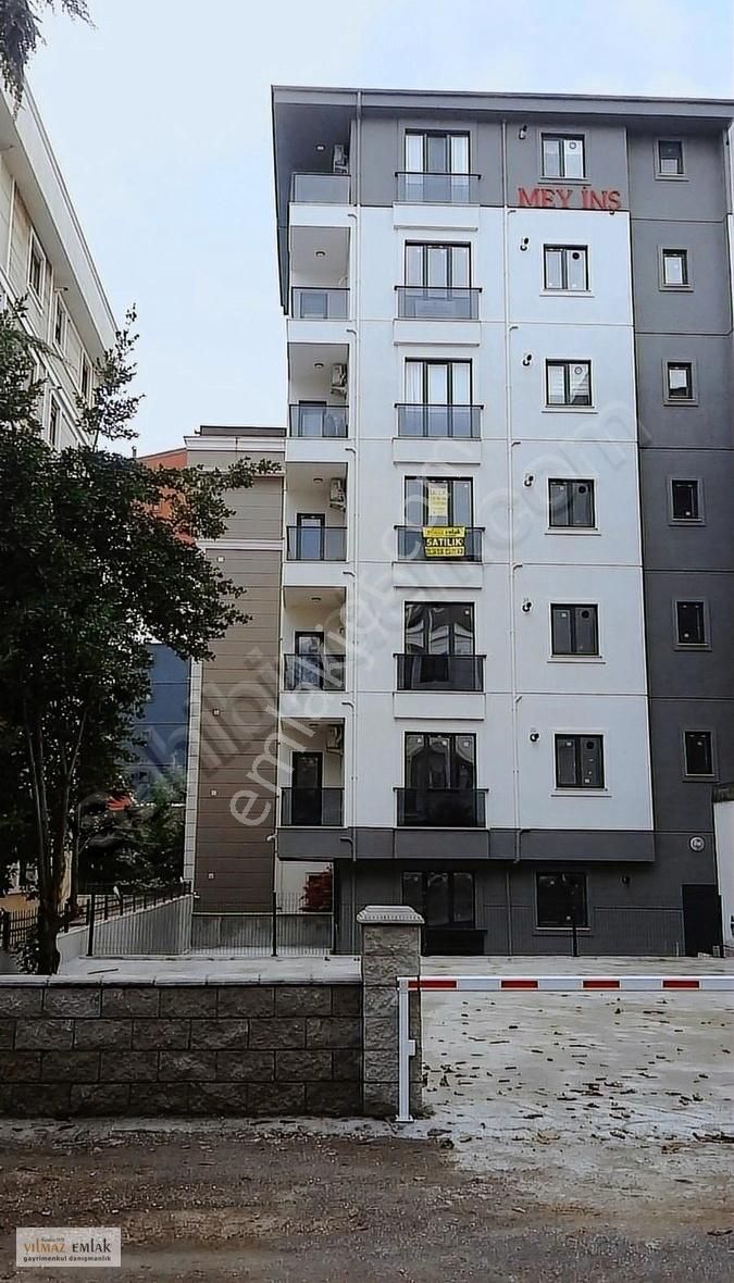 Pendik Yeni Satılık Daire Yeni Mahallede Ara Kat Kullanım Hazır Sıfır Daire