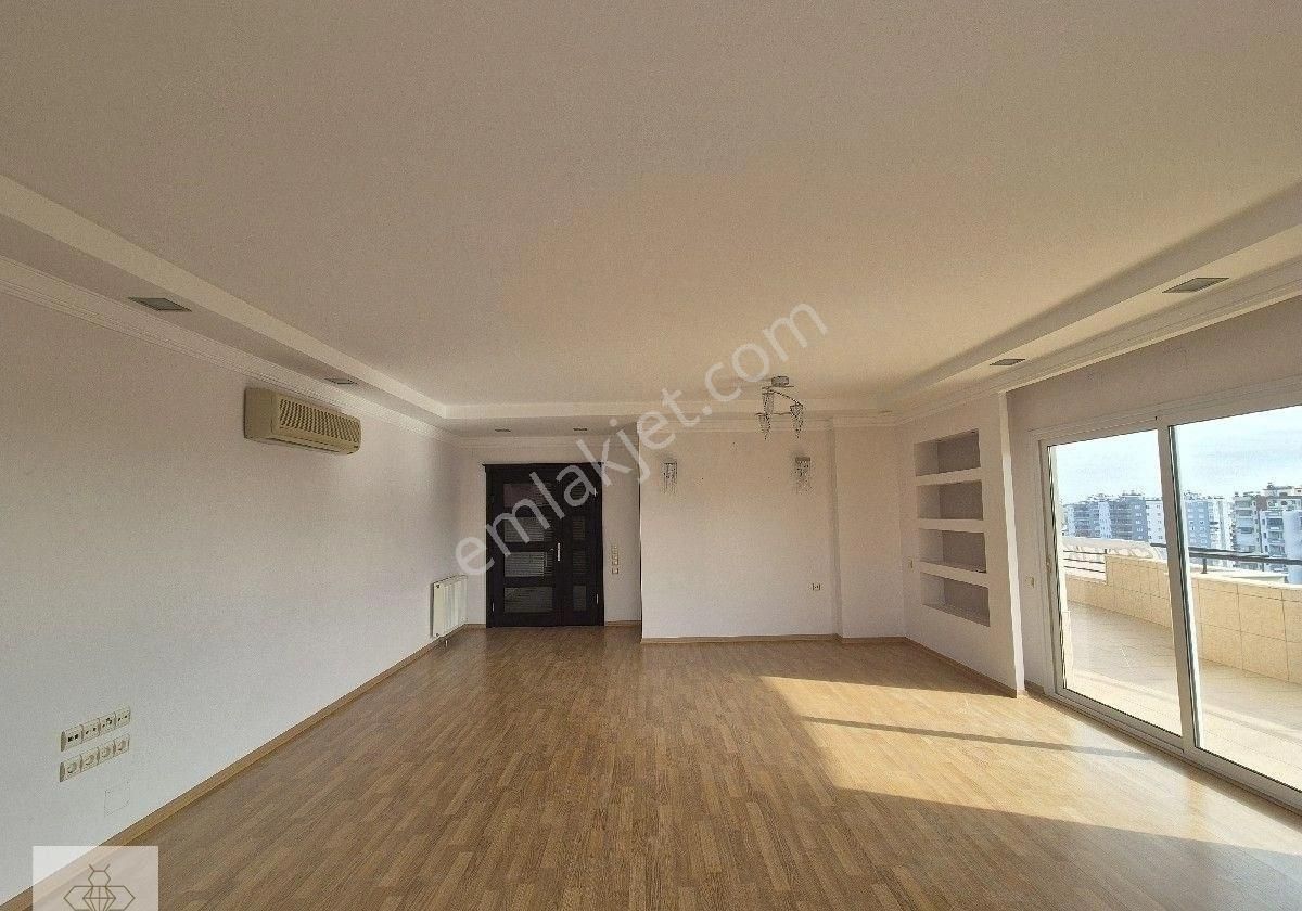 Bee Emlak'tan Ekinci Cumhuriyet Konutlarında Satılık 4+1 Geniş Lüks Daire - Görsel 11