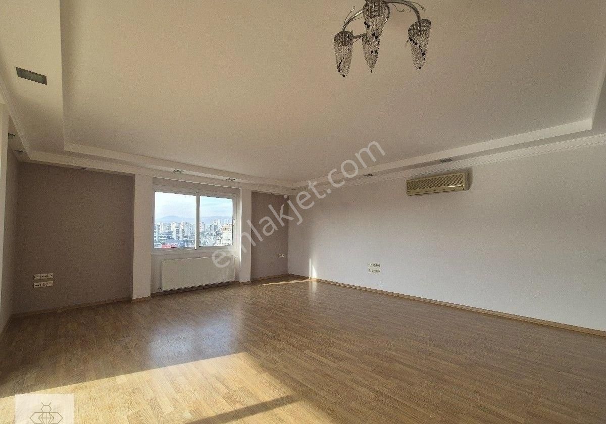 Bee Emlak'tan Ekinci Cumhuriyet Konutlarında Satılık 4+1 Geniş Lüks Daire - Görsel 2