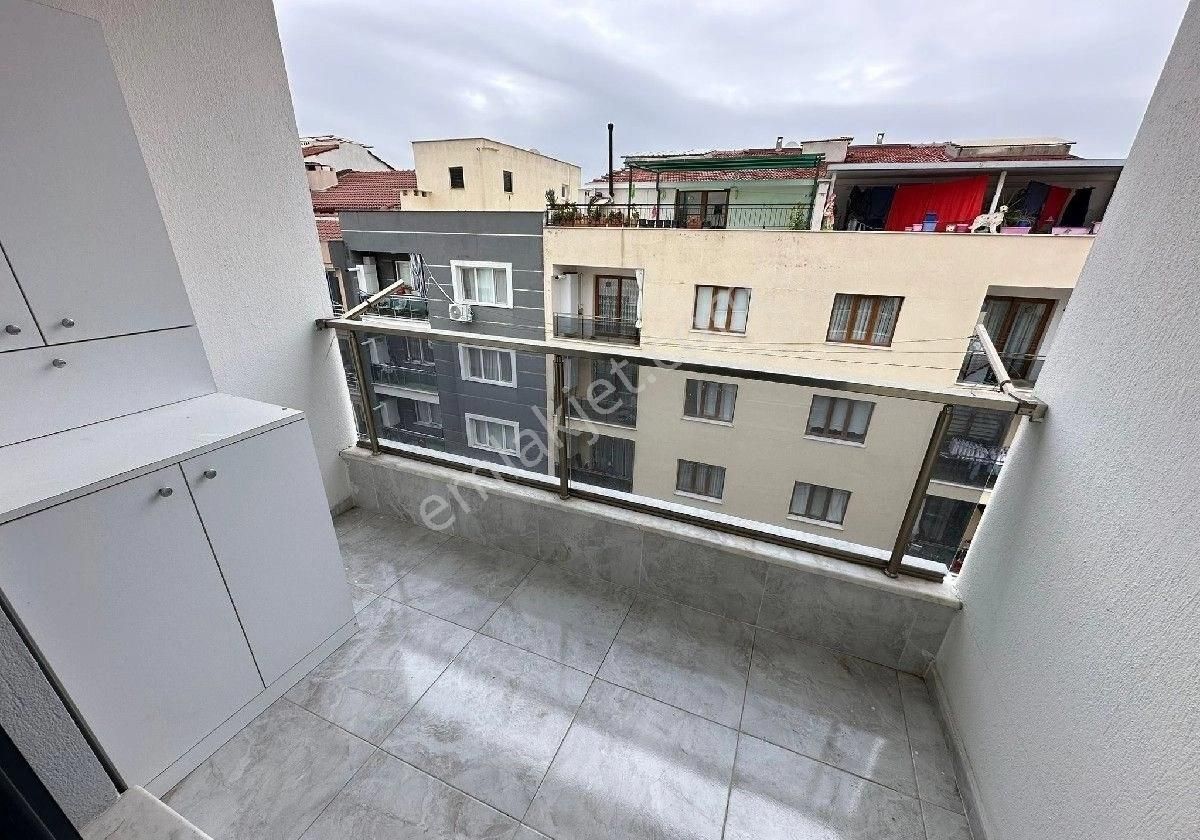 Manisa Yunusemre Muradiye Mahallesinde 3+1 140 M2 Full Lüx Satılık Daire - Görsel 18