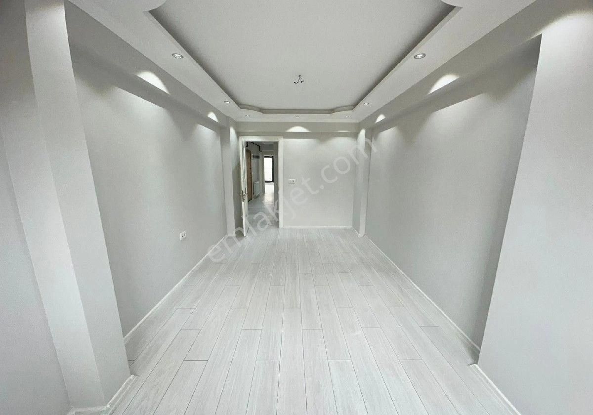 Manisa Yunusemre Muradiye Mahallesinde 3+1 140 M2 Full Lüx Satılık Daire - Görsel 11