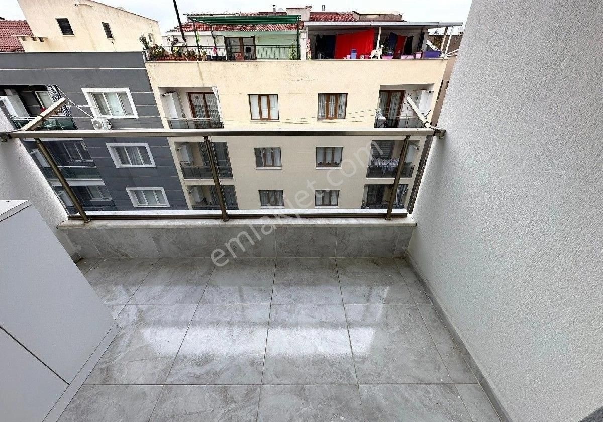 Manisa Yunusemre Muradiye Mahallesinde 3+1 140 M2 Full Lüx Satılık Daire - Görsel 3