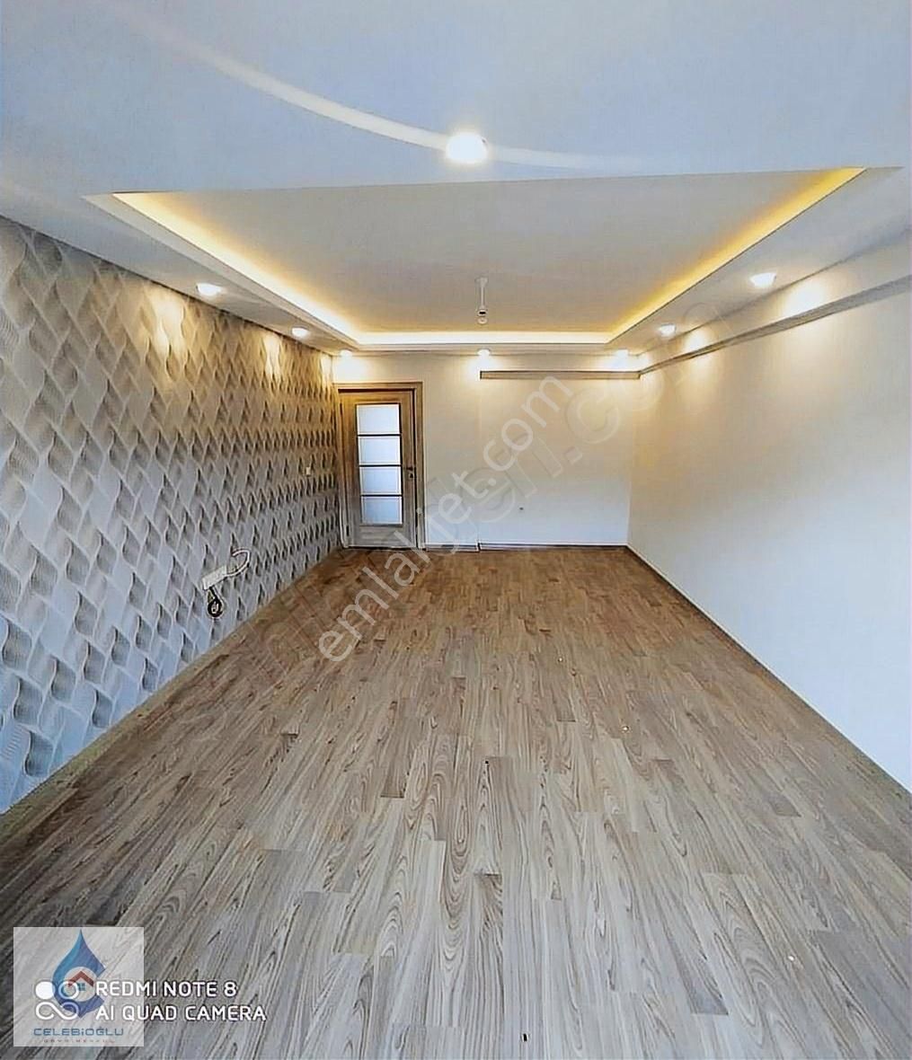 Esenyurt Orhan Gazi Satılık Daire Orhangazi Mahallesi 2+1 Ebebeyin Banyolu 100 M2 Satılık Daire