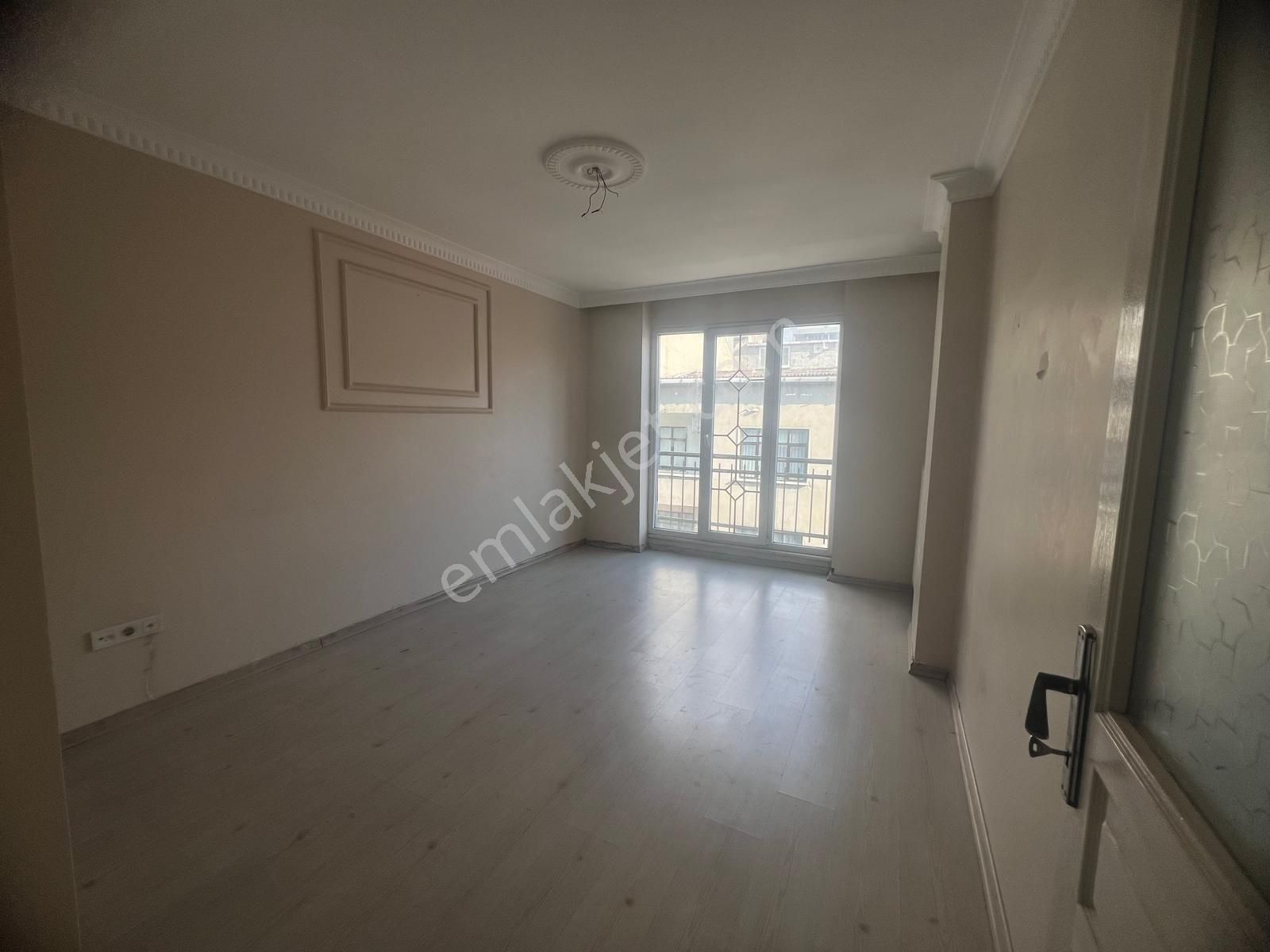 Sultangazi İsmetpaşa Kiralık Daire Balcı Gayrimenkul'den 3+2 Dubleks Daire Yabancı Aileye Uygun