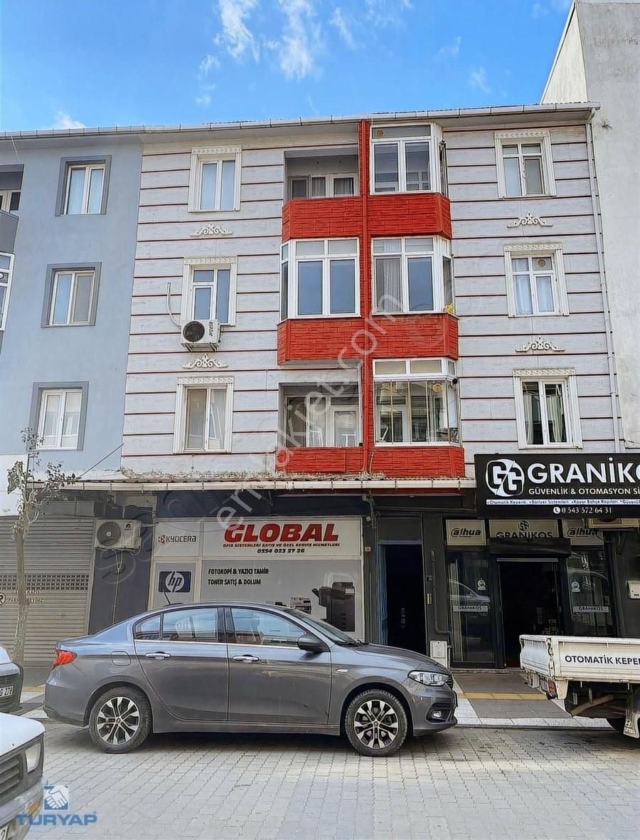 Biga Hamdibey Satılık Daire Çanakkale Biga Hamdibey Mah.cadde Üzeri 2+1 Satılık Daire