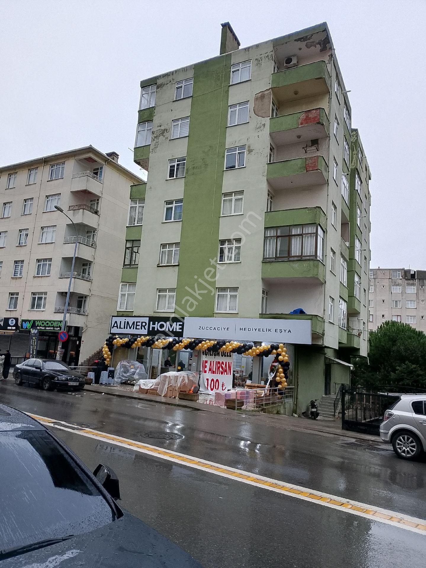 Pendik Kaynarca Satılık Dükkan & Mağaza Cadde Üzerinde Kiracılı 400m2 Dükkan Yatırımcıya Özel