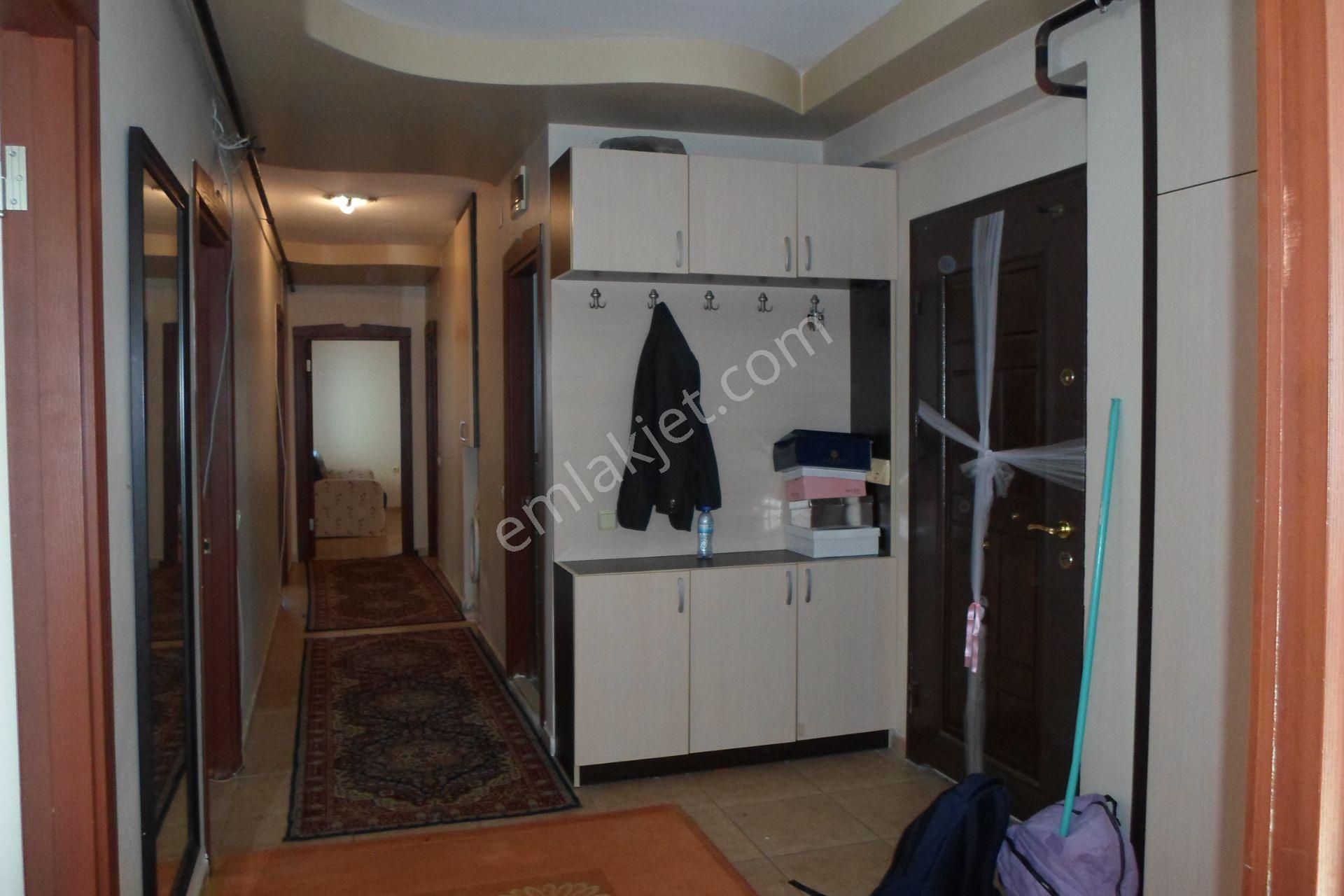 Mezitli Menderes Kiralık Daire Eşyalı 3+1*d.gaz*mezitli Kalbi*2 Banyo*kiralık Daire*3 Lü Set....