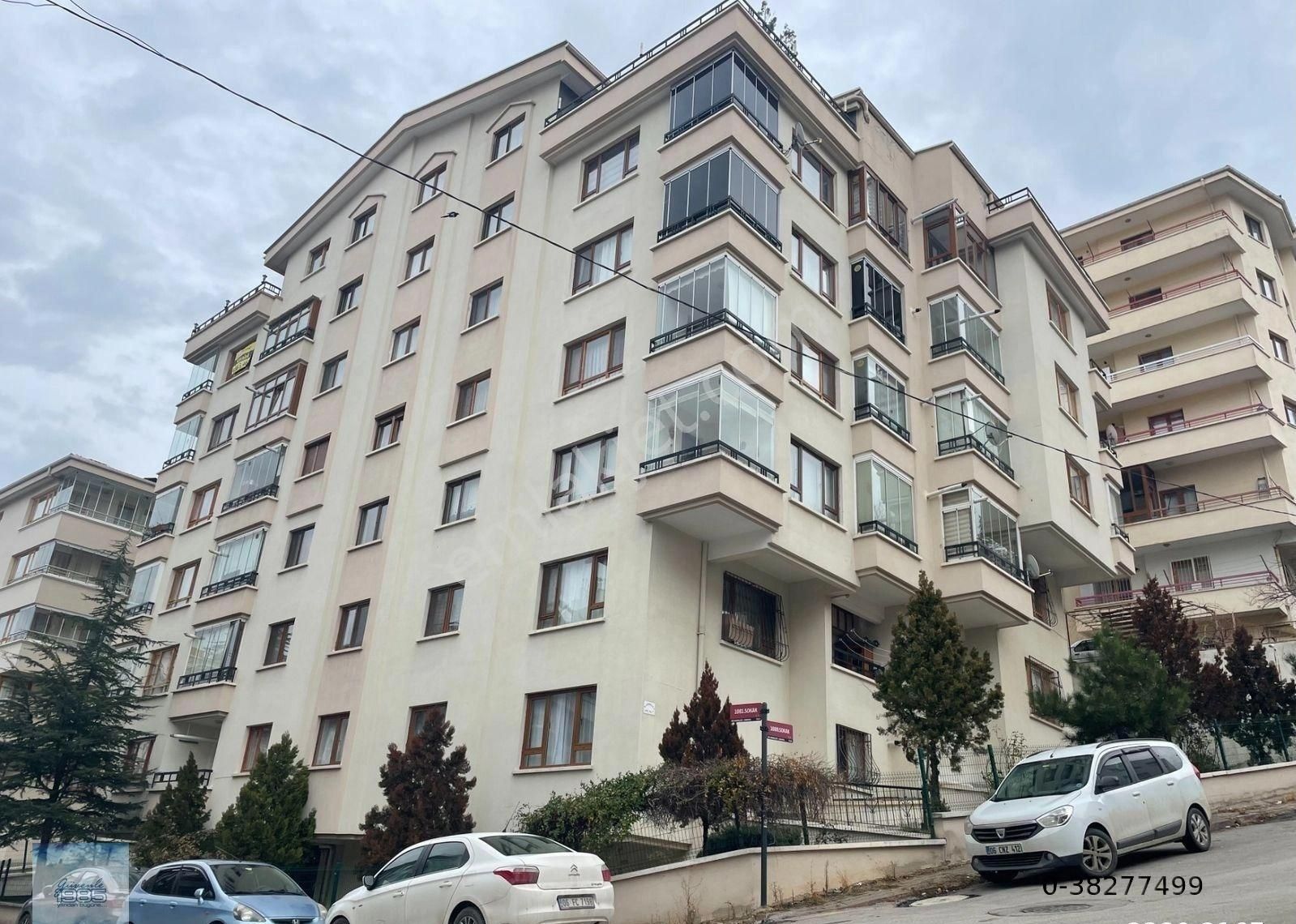 Çankaya Ata Kiralık Daire Öveçler 1081 Sokak 6+1 Teraslı Dubleks Kombili Kapalı Otoparklı Manzaralı