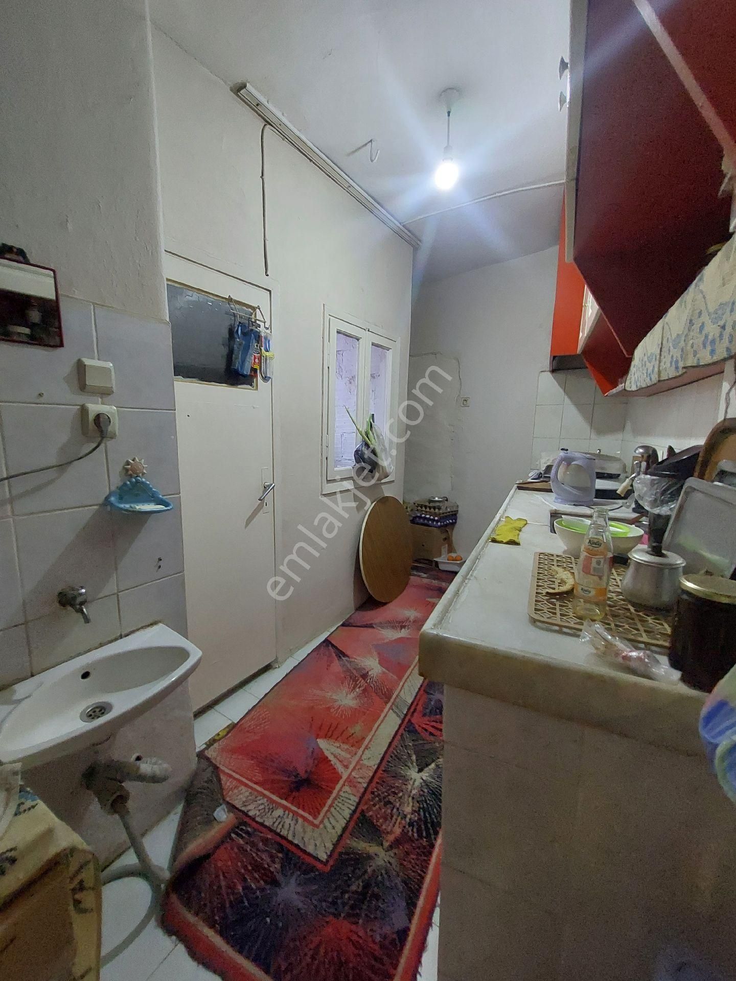 Satılık Üç Katlı Bına Konak Ballıkuyu Merkez İzmir - Görsel 15