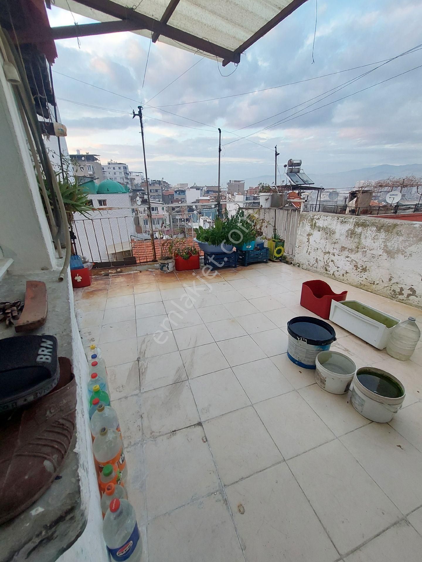 Satılık Üç Katlı Bına Konak Ballıkuyu Merkez İzmir - Görsel 13