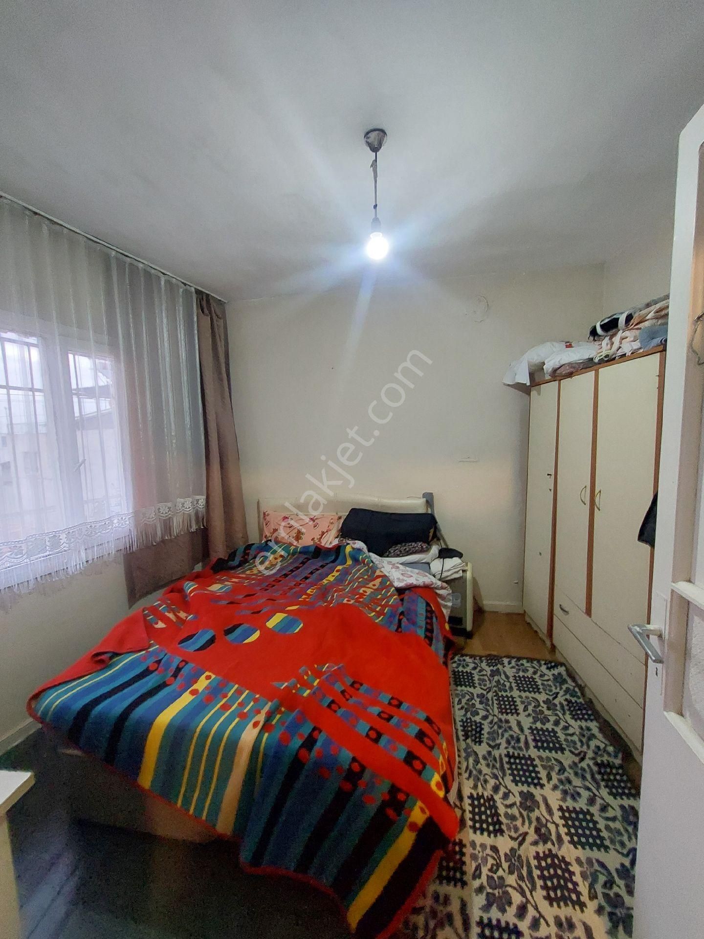 Satılık Üç Katlı Bına Konak Ballıkuyu Merkez İzmir - Görsel 17