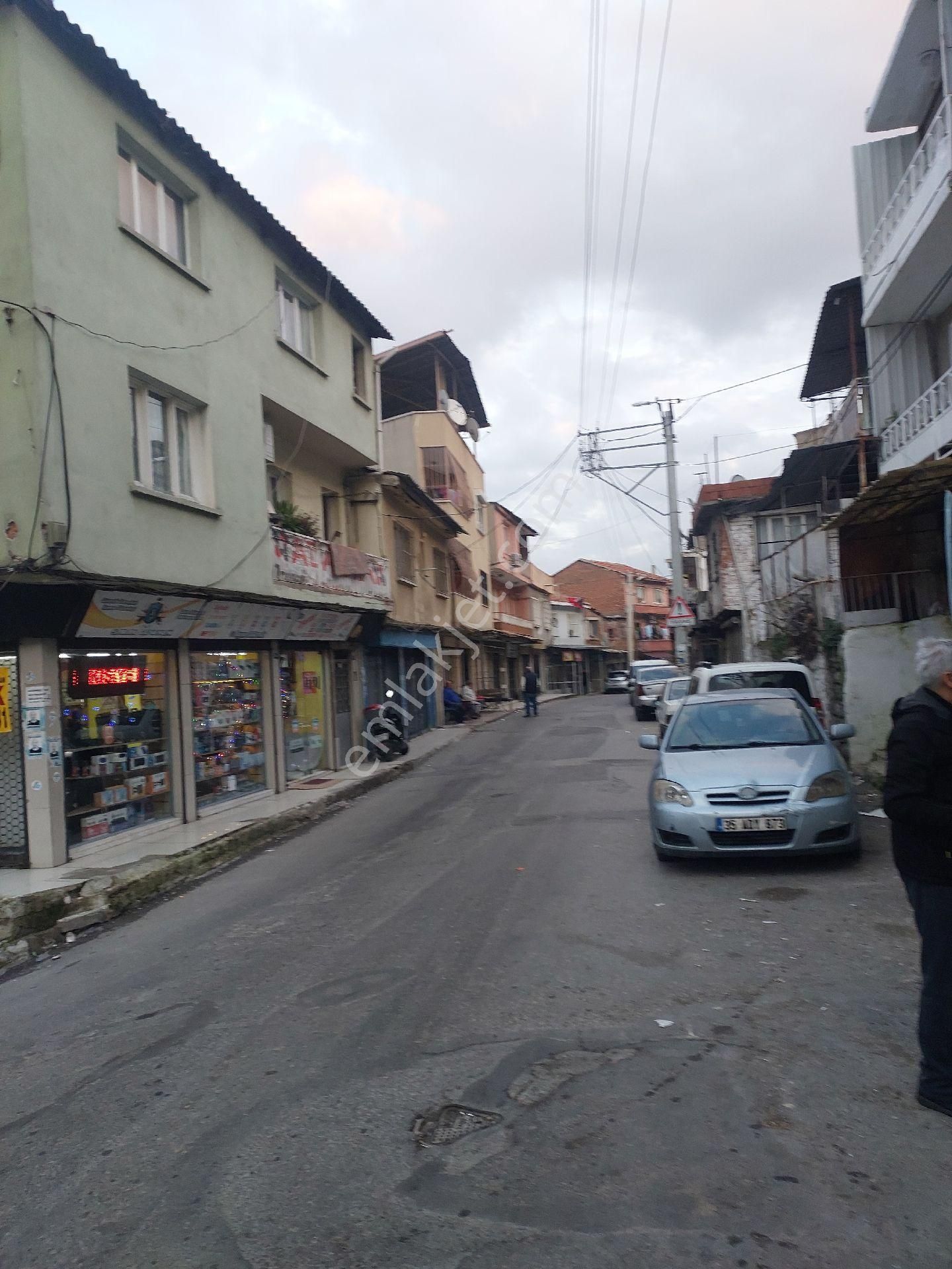 Satılık Üç Katlı Bına Konak Ballıkuyu Merkez İzmir - Görsel 5