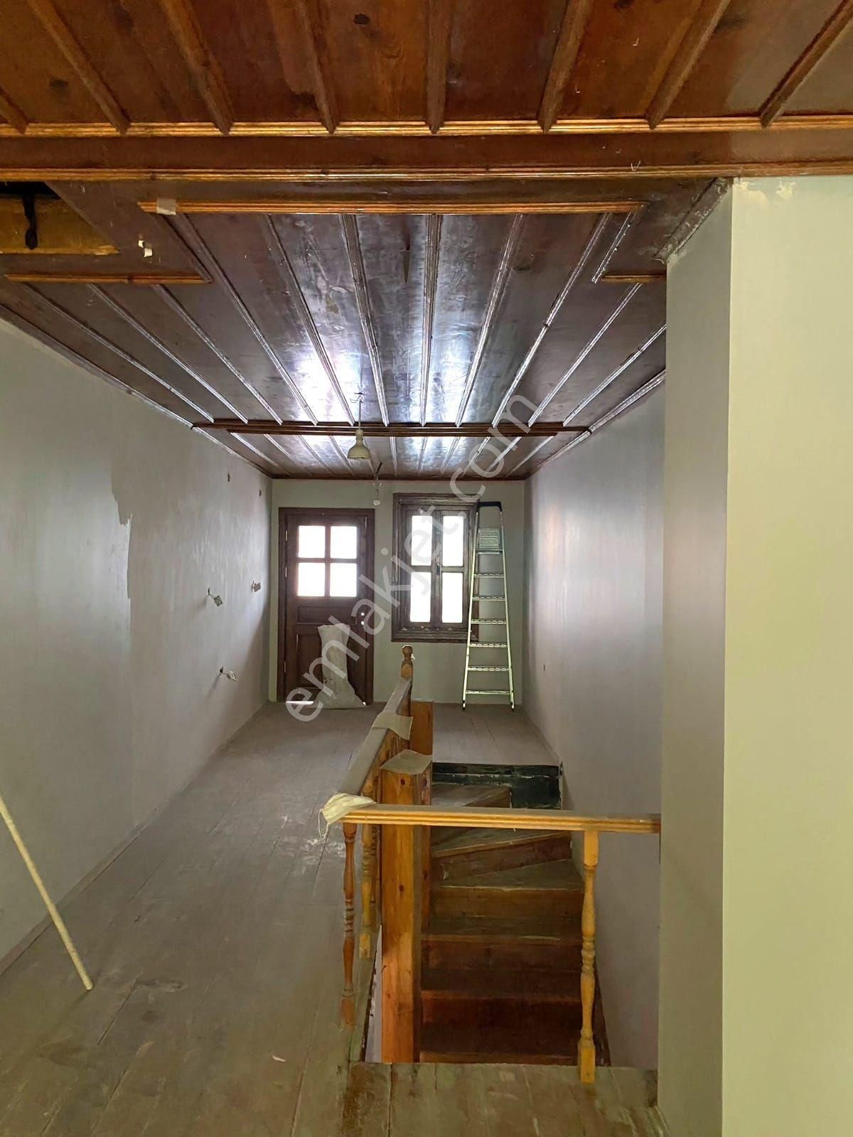 Sinerji 'den Altıparmak Arap Şükrü Sokağında Komple Satılık Bina - Görsel 9