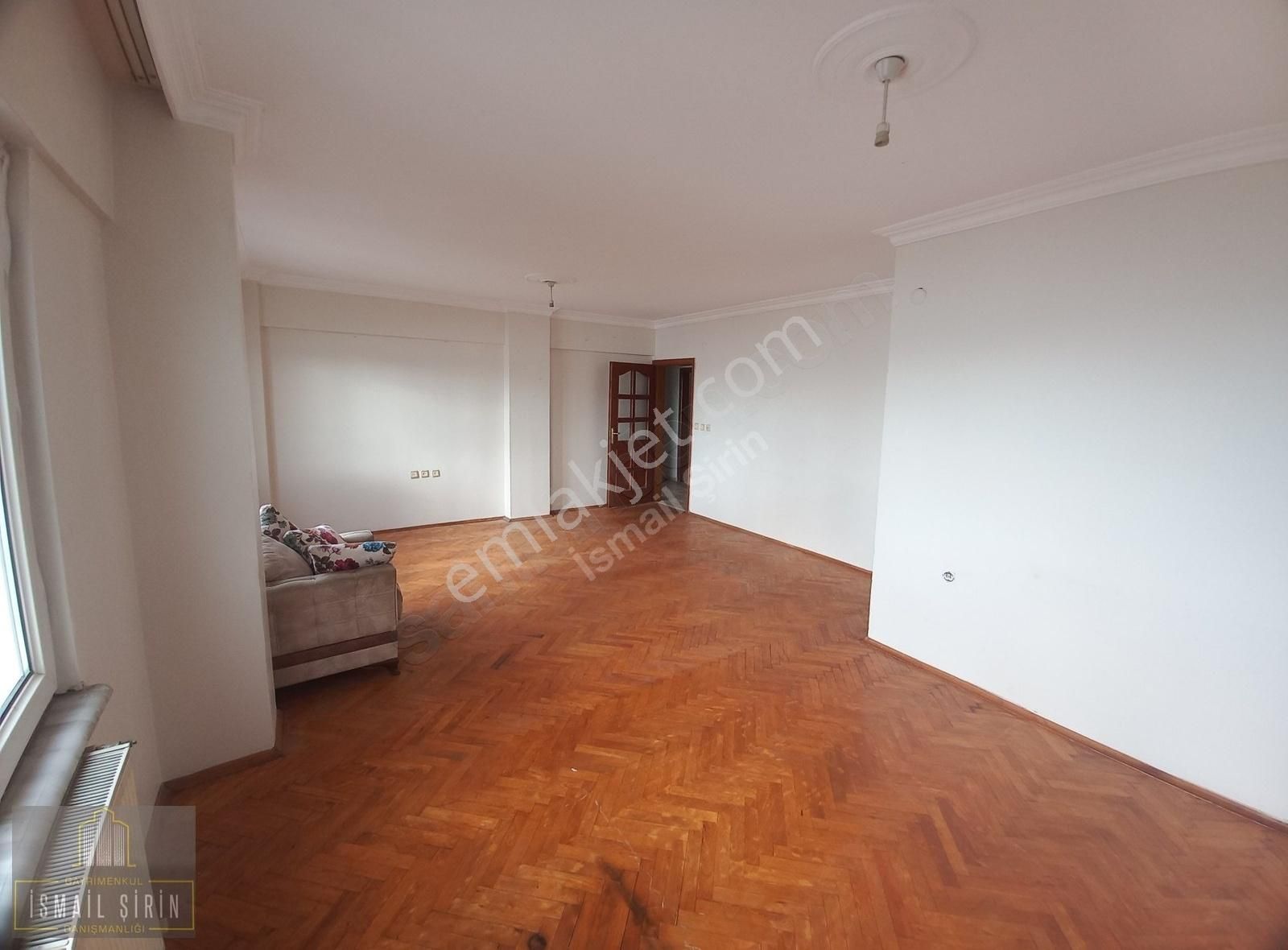 İsmail Şirinden Çarşıda Muhteşem Deniz Manzaralı 150m2 3+1 Daire - Görsel 23