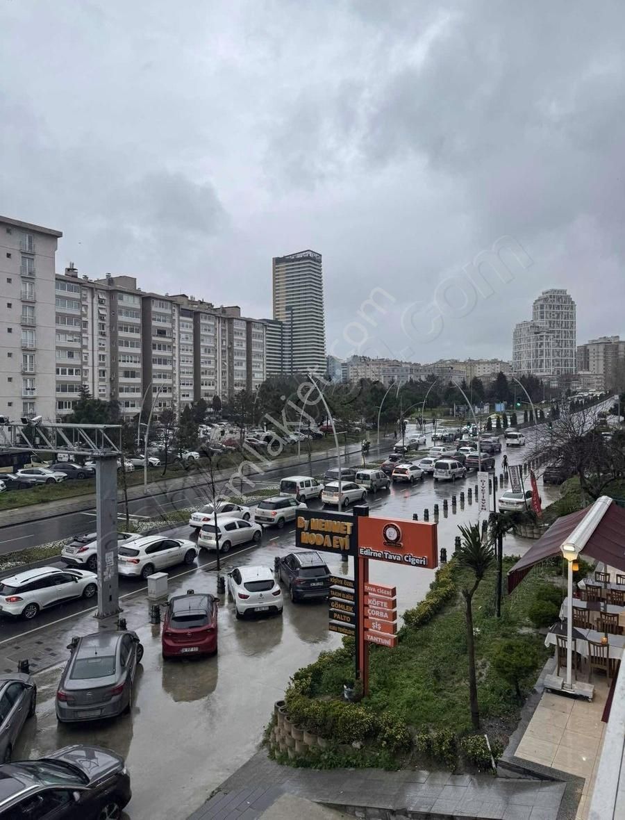 Beylikdüzü Beycity'de Satılık Dükkan - Görsel 6