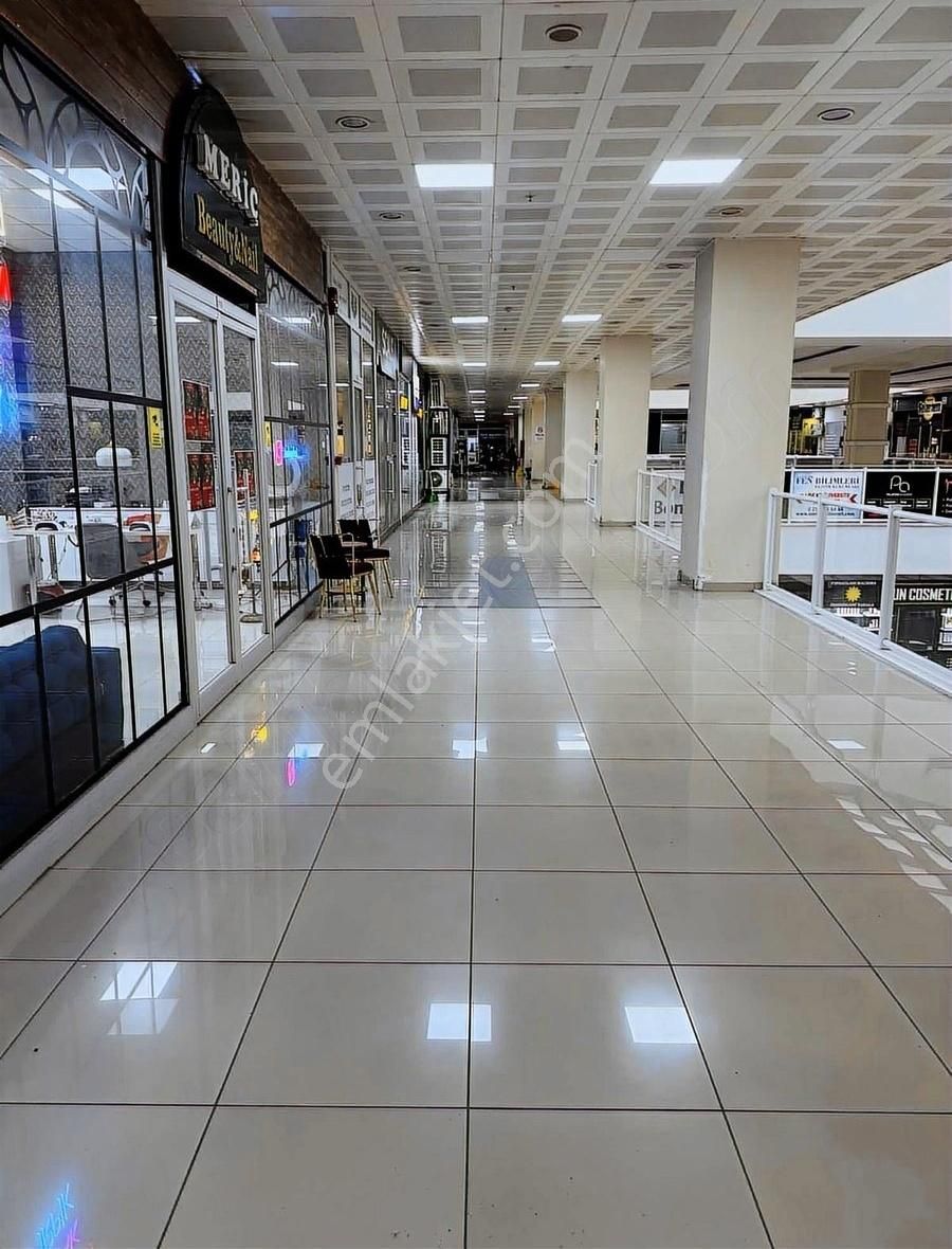 Beylikdüzü Beycity'de Satılık Dükkan - Görsel 5