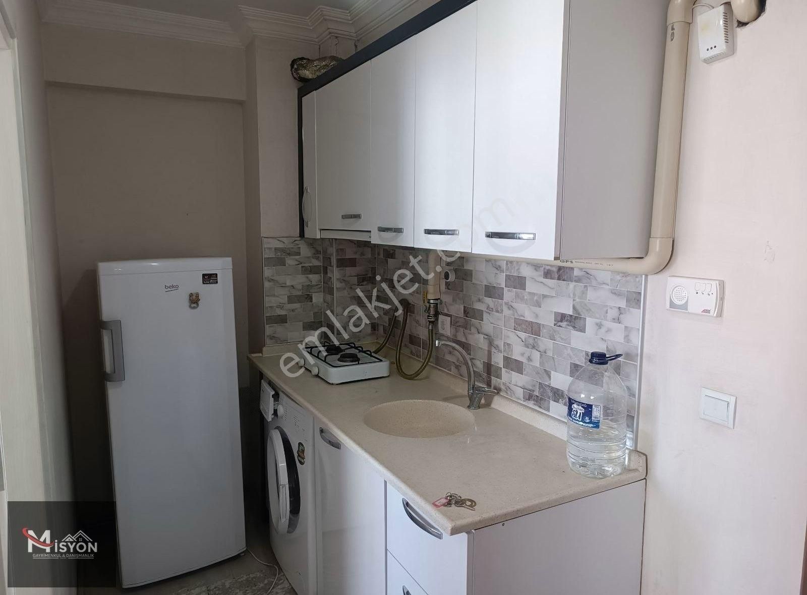 Çekirdek Cafe Karşısı Doğalgazlı 1+1 Eşyalı Satılık Daire