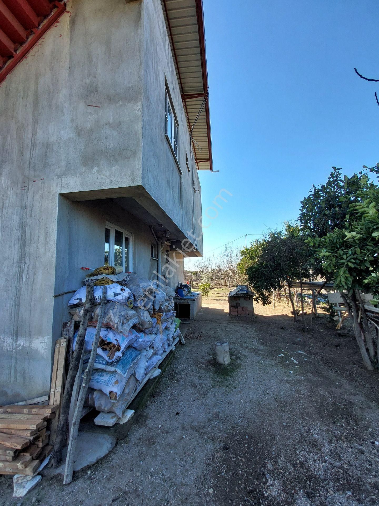 1254 Metrekare Bahçe İçinde 2 Katlı Müstakil Bina - Görsel 18