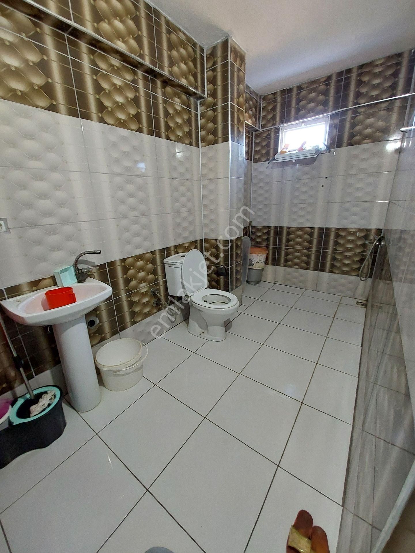 1254 Metrekare Bahçe İçinde 2 Katlı Müstakil Bina - Görsel 32