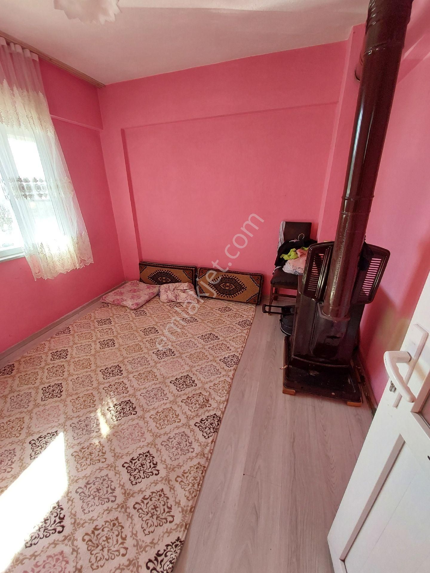 1254 Metrekare Bahçe İçinde 2 Katlı Müstakil Bina - Görsel 22