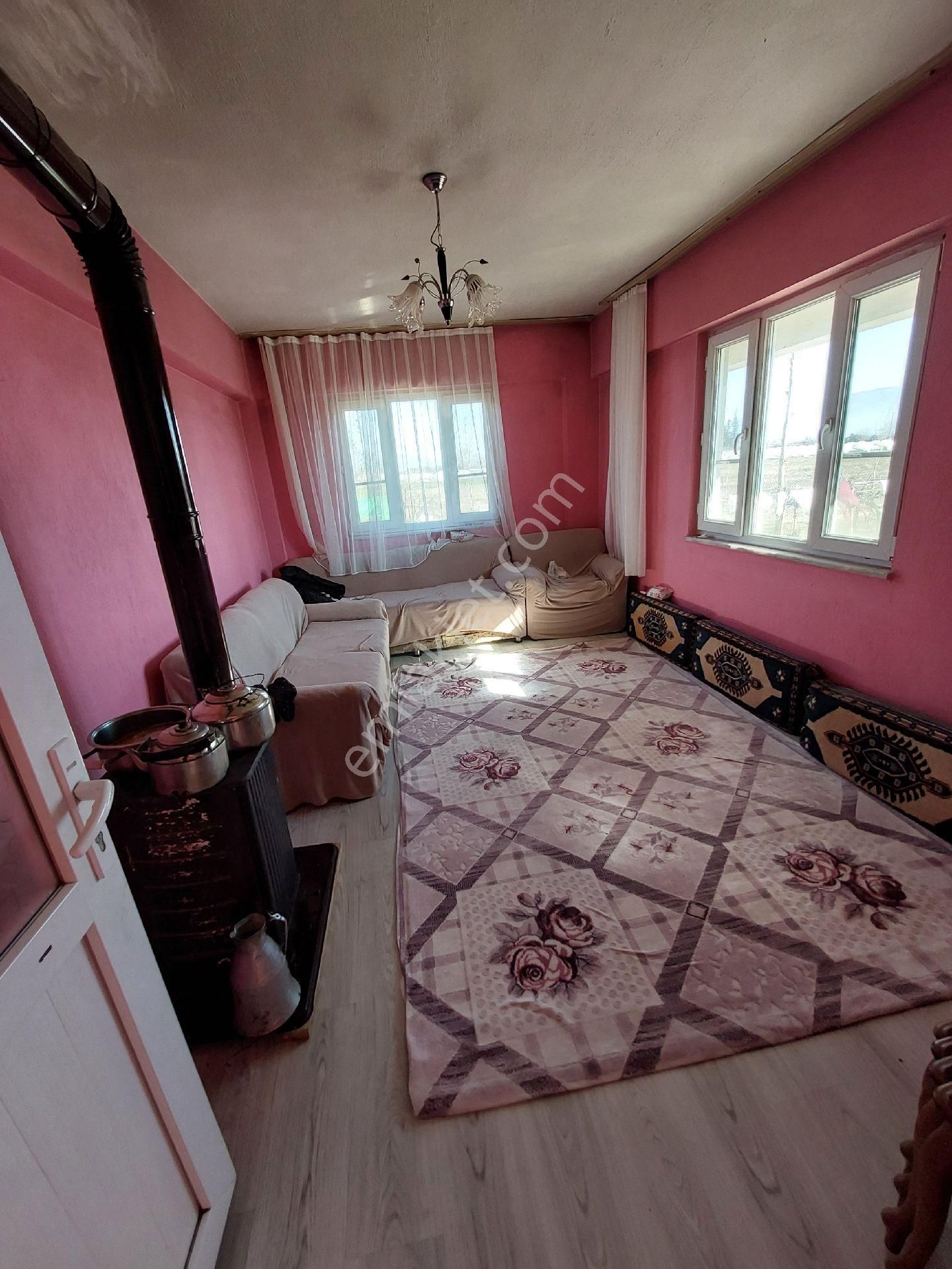 1254 Metrekare Bahçe İçinde 2 Katlı Müstakil Bina - Görsel 21